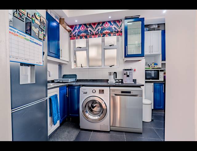 2 BEDROOM APARTMENT FOR SALE IN MUSGRAVE